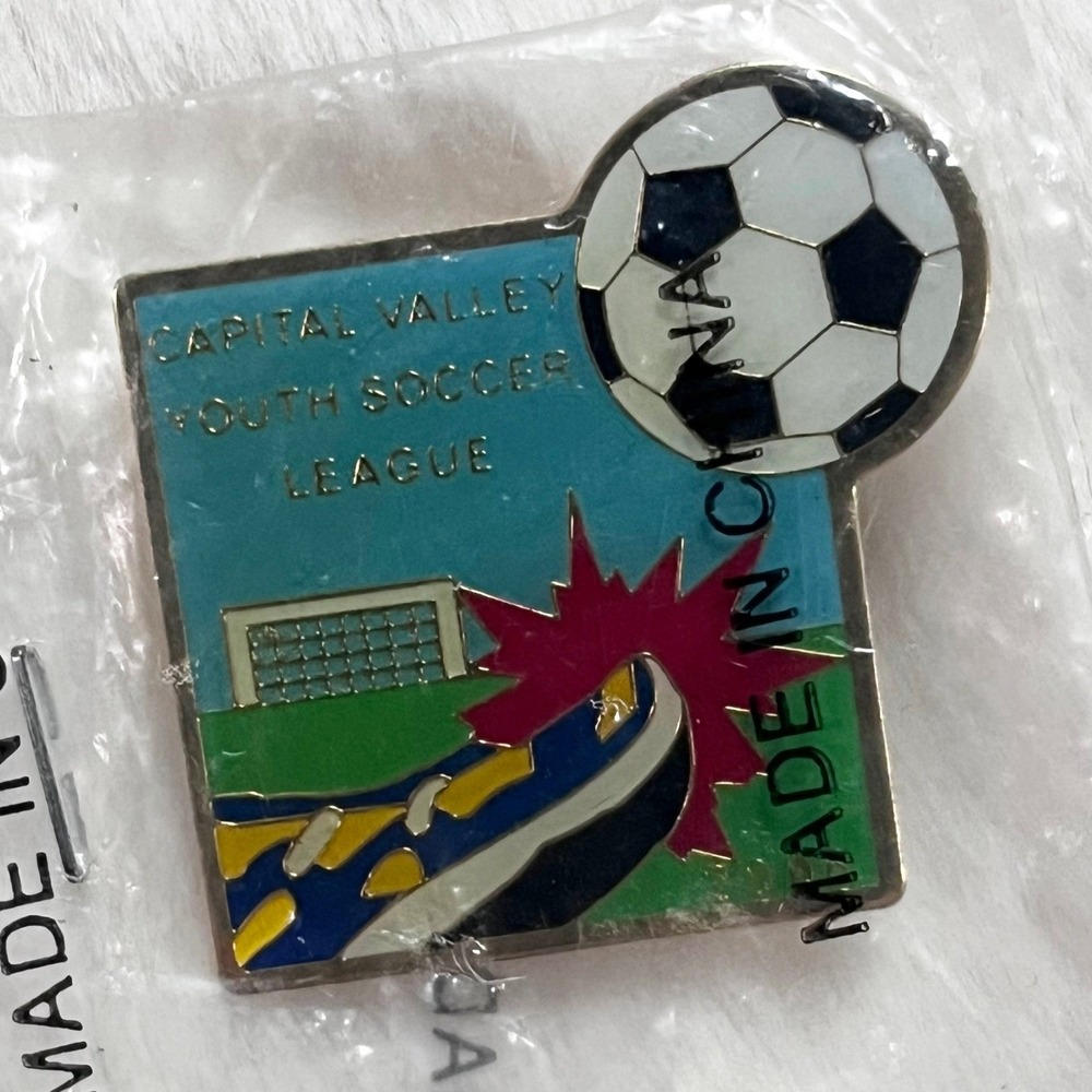 🔮 5/$25 Vintage‎ Capital Valley Youth Soccer League 2006 Pin